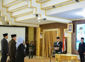 Bupati HSS Melantik 3 Pejabat Tinggi Pratama
