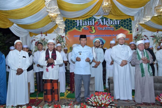 
 Haul Tiga Saudara Cicit Syekh Arsyad Albanjari Di Desa Baluti HSS