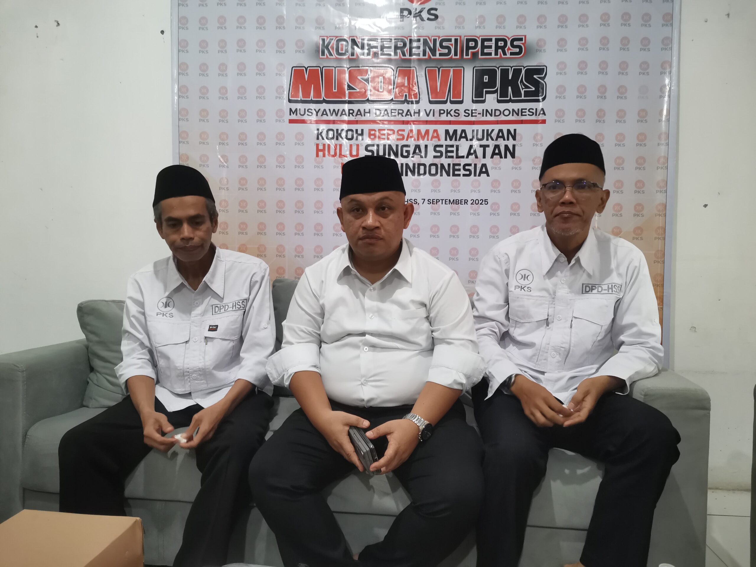 Musda VI, Herry Rosadi Dilantik Lanjut Pimpin PKS HSS