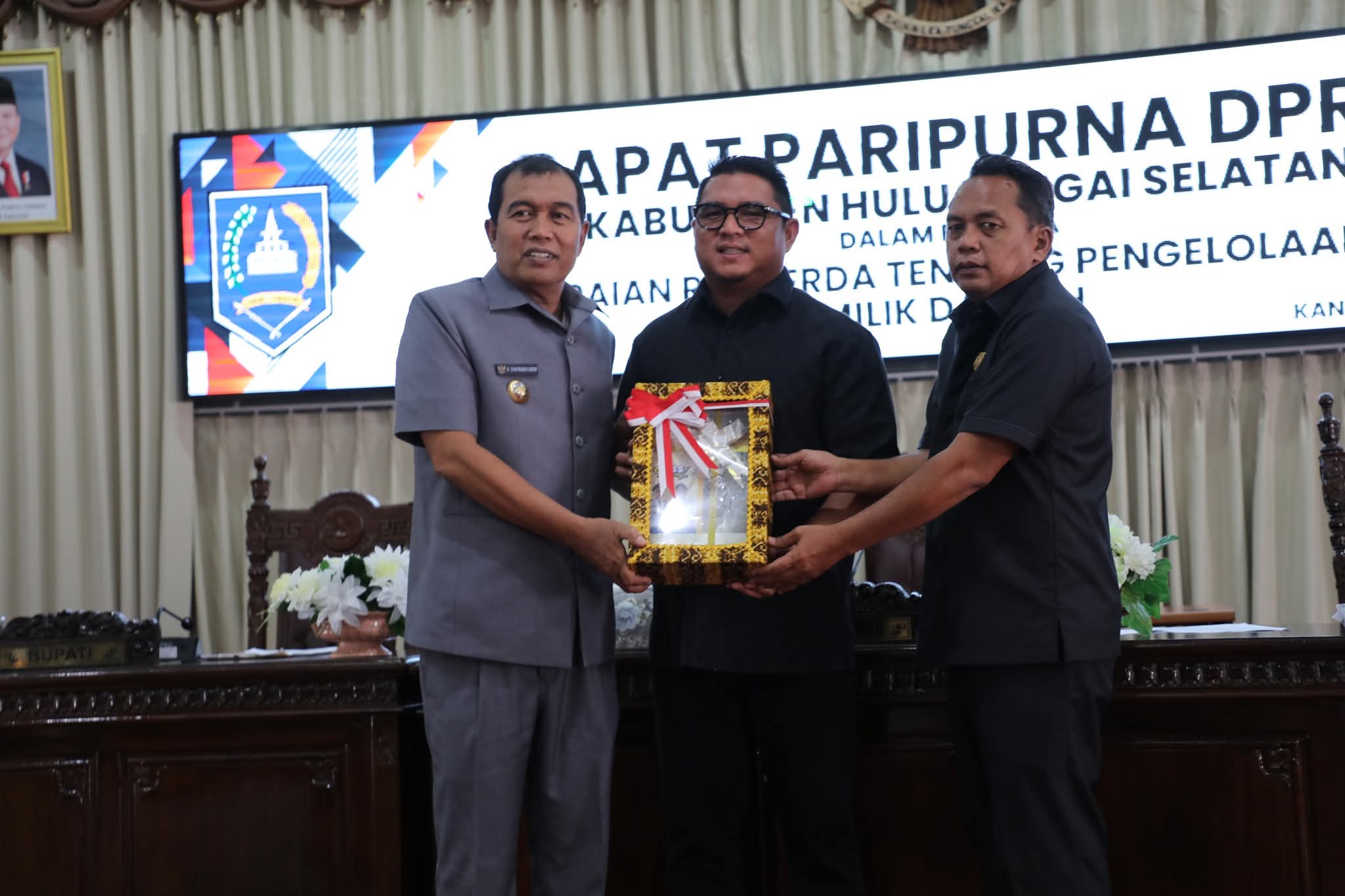 Bupati HSS Sampaikan Ranperda Pengelolaan Barang Milik Daerah