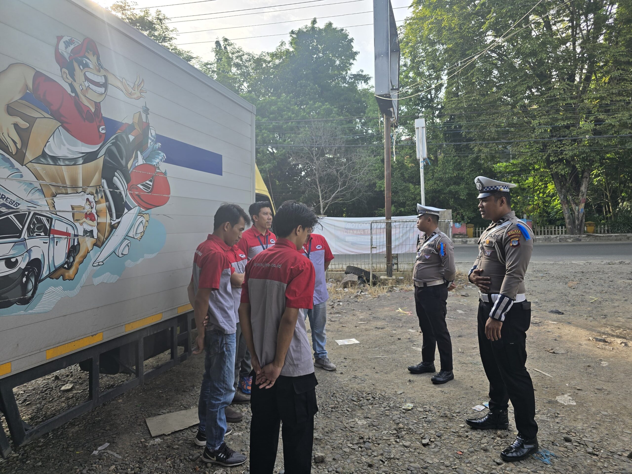Satlantas Polres HSS Imbau Sopir Angkutan Logistik Tertib Berlalu-Lintas