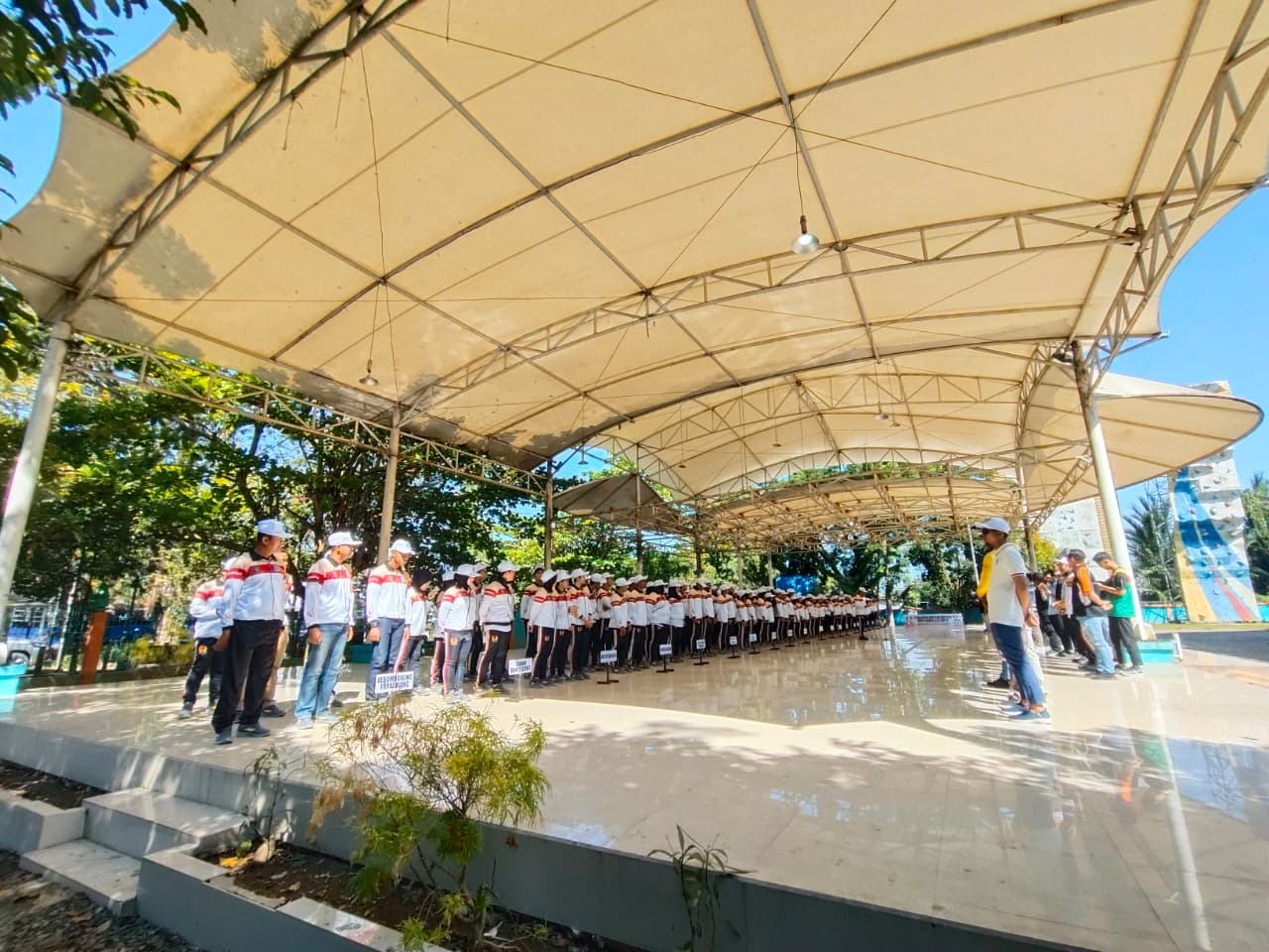 Kontingen HSS Dilepas Ikuti Porprov XII, Target 5 Besar