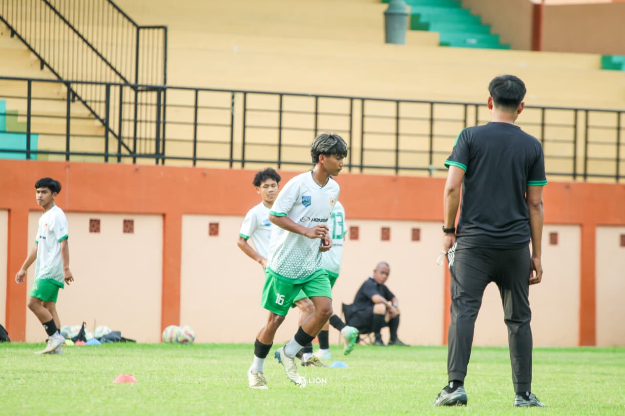 Atlet Sepak Bola Daha Perkuat HSS di Porprov; Hasil Pembinaan Berkelanjutan