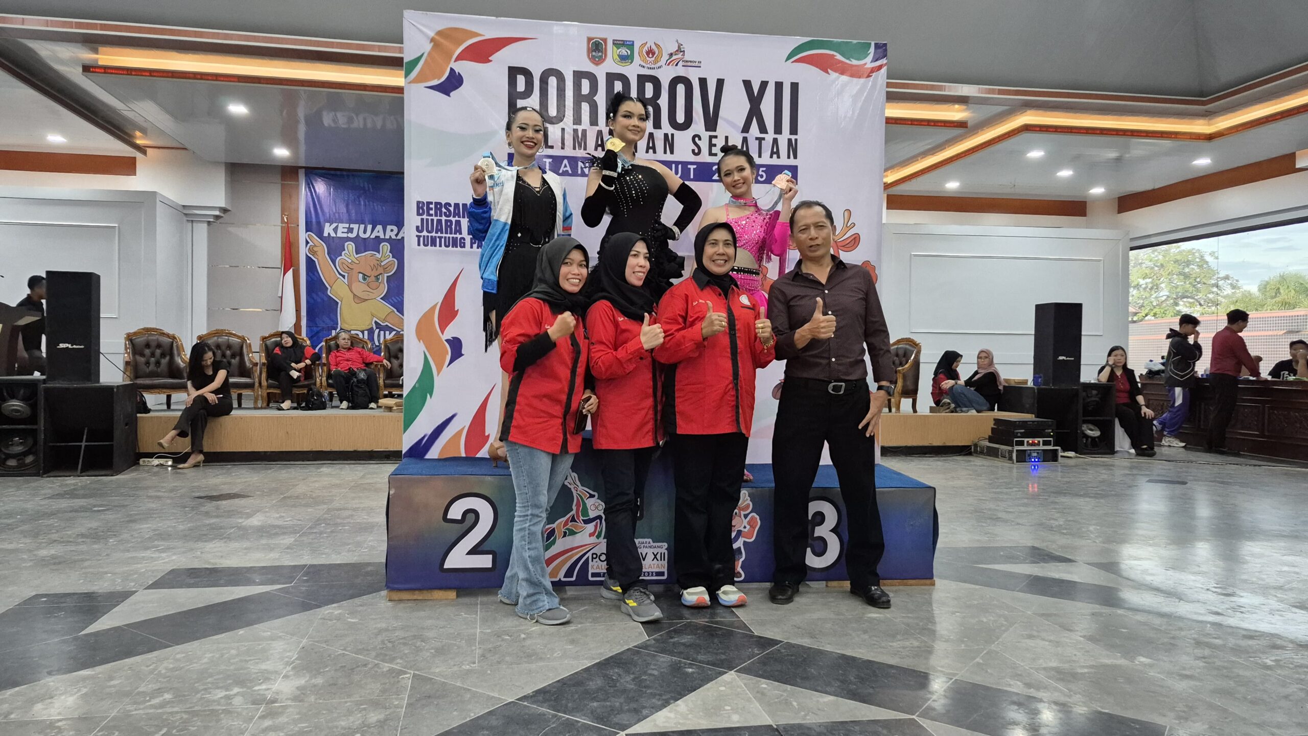 Medali Emas Pertama HSS dari Cabor Dancesport, Peringkat Mulai Naik di Porprov XII