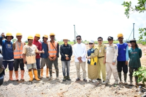 Wabup Suriani Tinjau Pembangunan Sejumlah Infrastruktur di Daha