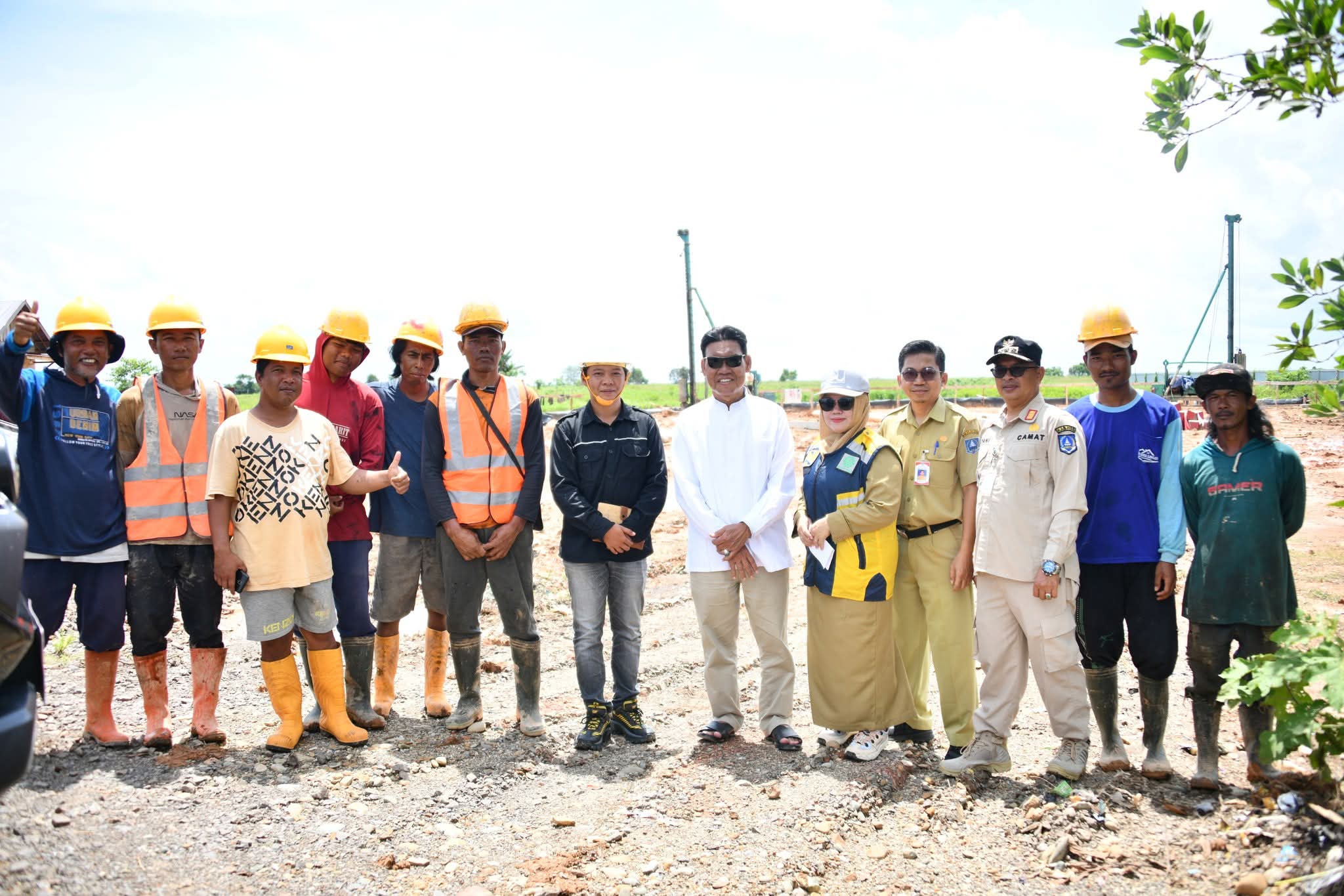 Wabup Suriani Tinjau Pembangunan Sejumlah Infrastruktur di Daha