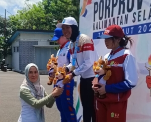 Criterium Women, Elfa Rebut Emas Ke-3 Balap Sepeda Porprov untuk HSS