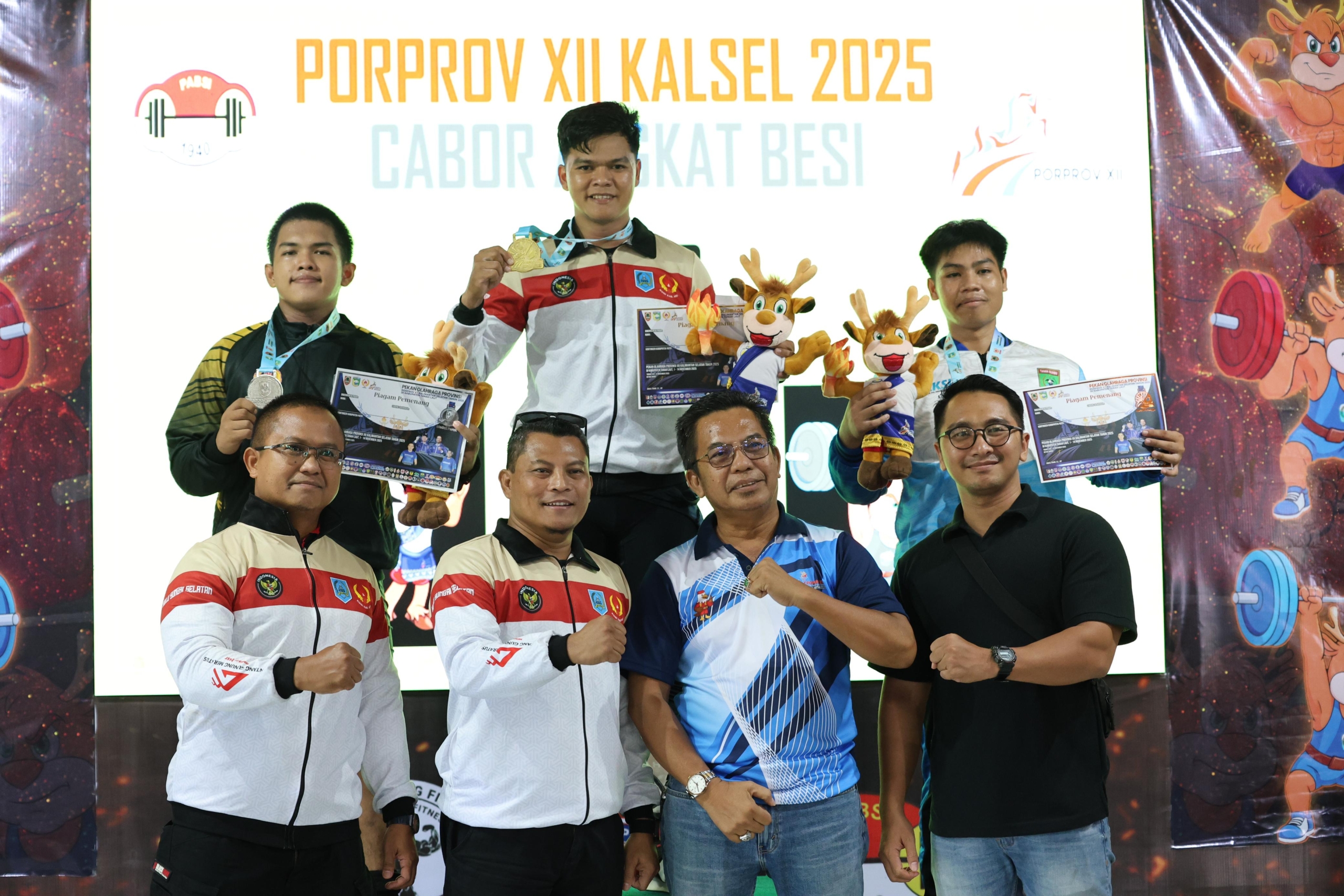 Cabor Angkat Besi HSS Rebut 2 Emas Jelang Akhir Porprov XII