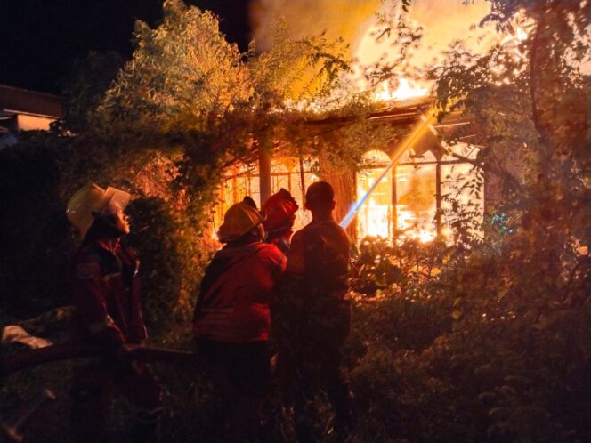 
 Rumah Kosong di Antasari Barabai Terbakar