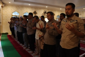 Polres HST Salat Ghaib dan Doa untuk Korban Bencana Sumatera