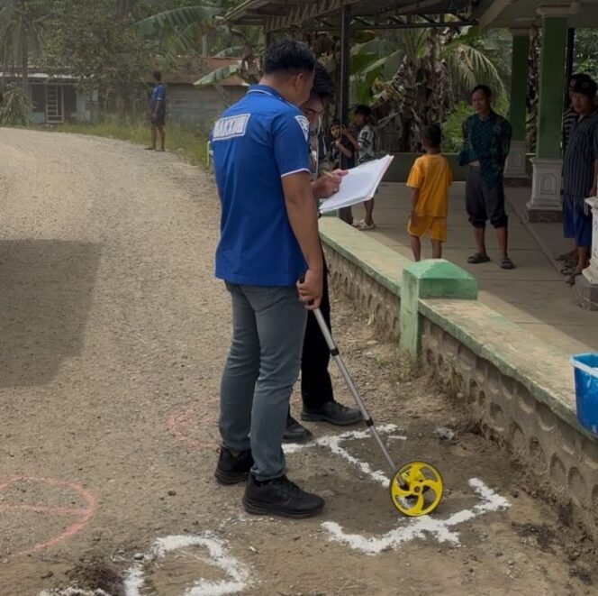 
 Seorang Bocah di Birayang Timur Tewas Terlindas Truk Usai Terjatuh dari Sepeda