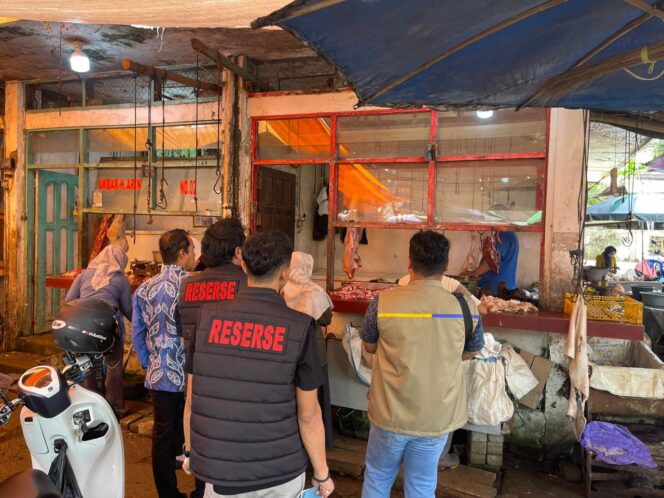 
 Bapanas RI dan Satgas Pangan HST Sidak Pasar Barabai