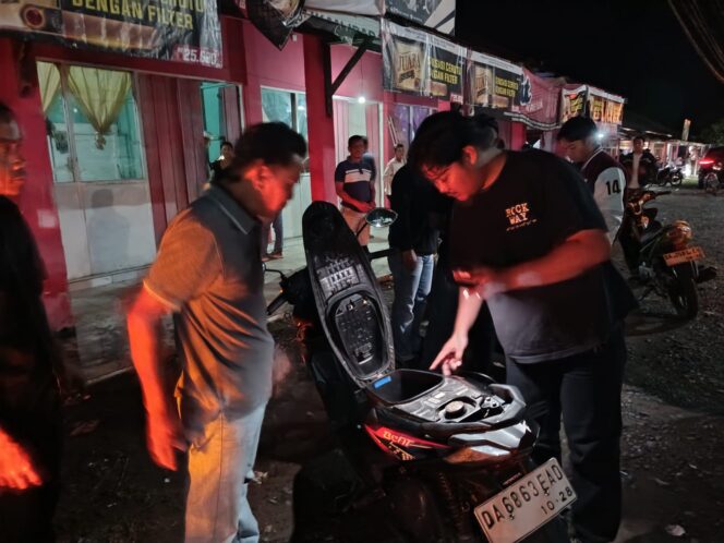 
 Jaga Ketertiban Ramadan, Polres HST Sisir Warung Malam: Amankan 4 Motor Tanpa Surat