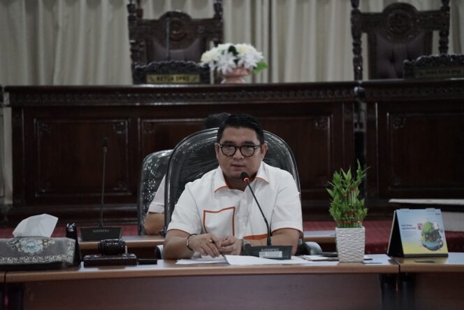
 Ketua DPRD HSS Ucapkan Apresiasi Setahun Kepemimpinan Bupati-Wabup