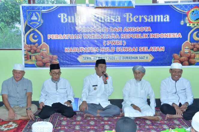 
 Bupati-Wabup Buka Puasa Bersama PWRI HSS