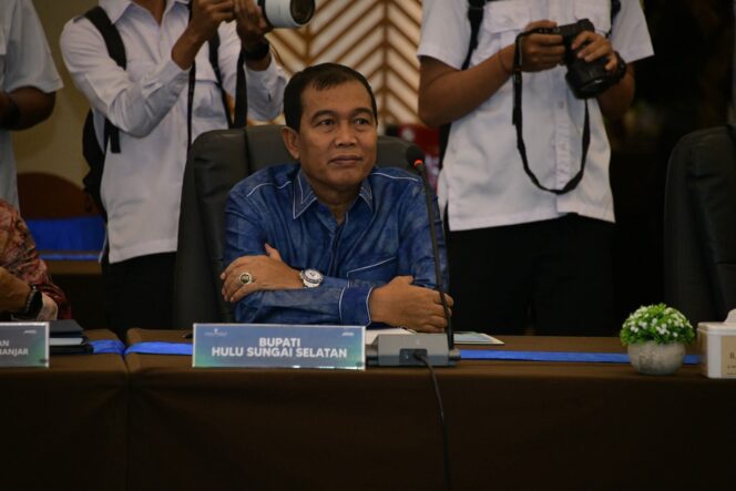 
 Bupati HSS Hadiri RUPS Tahunan dan RUPSLB Bank Kalsel