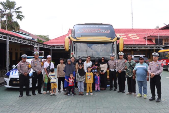 
 Polres HST Fasilitasi Angkutan Arus Balik Gratis Bagi Pemudik Idulfitri 1447 Hijriah