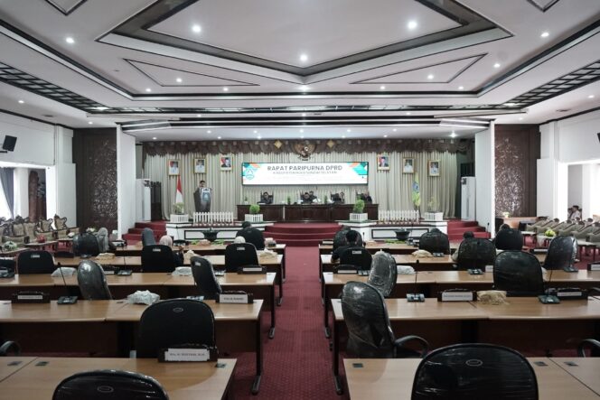 
 Fraksi-fraksi DPRD HSS Sampaikan Pandangan Umum DPRD Terhadap Ranperda RTRW 2026-2046