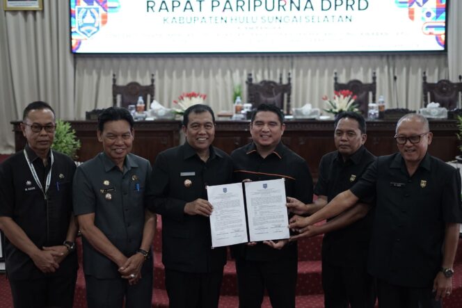 
 DPRD HSS Sampaikan Rekomendasi LKPJ 2025: sebagai Arah Perbaikan Kinerja Pemda
