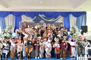 Puluhan Anak PAUD di HSS Ramaikan Lomba Busana Budaya dan Perjuangan