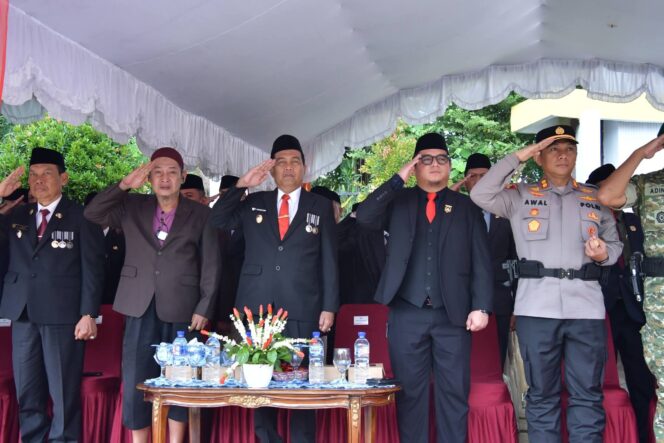 
 Bupati HSS Hadiri Upacara HUT ke-77 Proklamasi 17 Mei di Kandangan