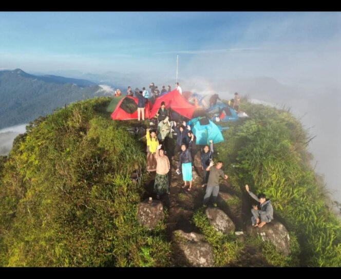 
 Gunung Halau-Halau Kalsel Ditutup Selamanya: Jaga Kelestarian dan Nilai Keramat