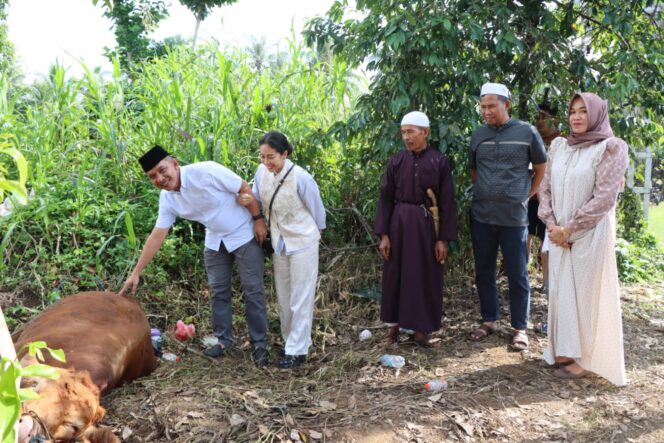 
 Lewat Kurban, Polres HST Jaga Kedekatan dan Keamanan Bersama Warga