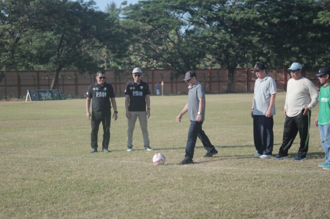 
 Kick Off perdana Piala Soeratin U13 dan U15 2026 Kabupaten HSS. (npm)