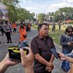 Wakil Ketua I DPRD Kabupaten HSS Husnan saat menghadiri apel siaga Karhutla di Lapangan Lambung Mangkurat, Kandangan. (npm)